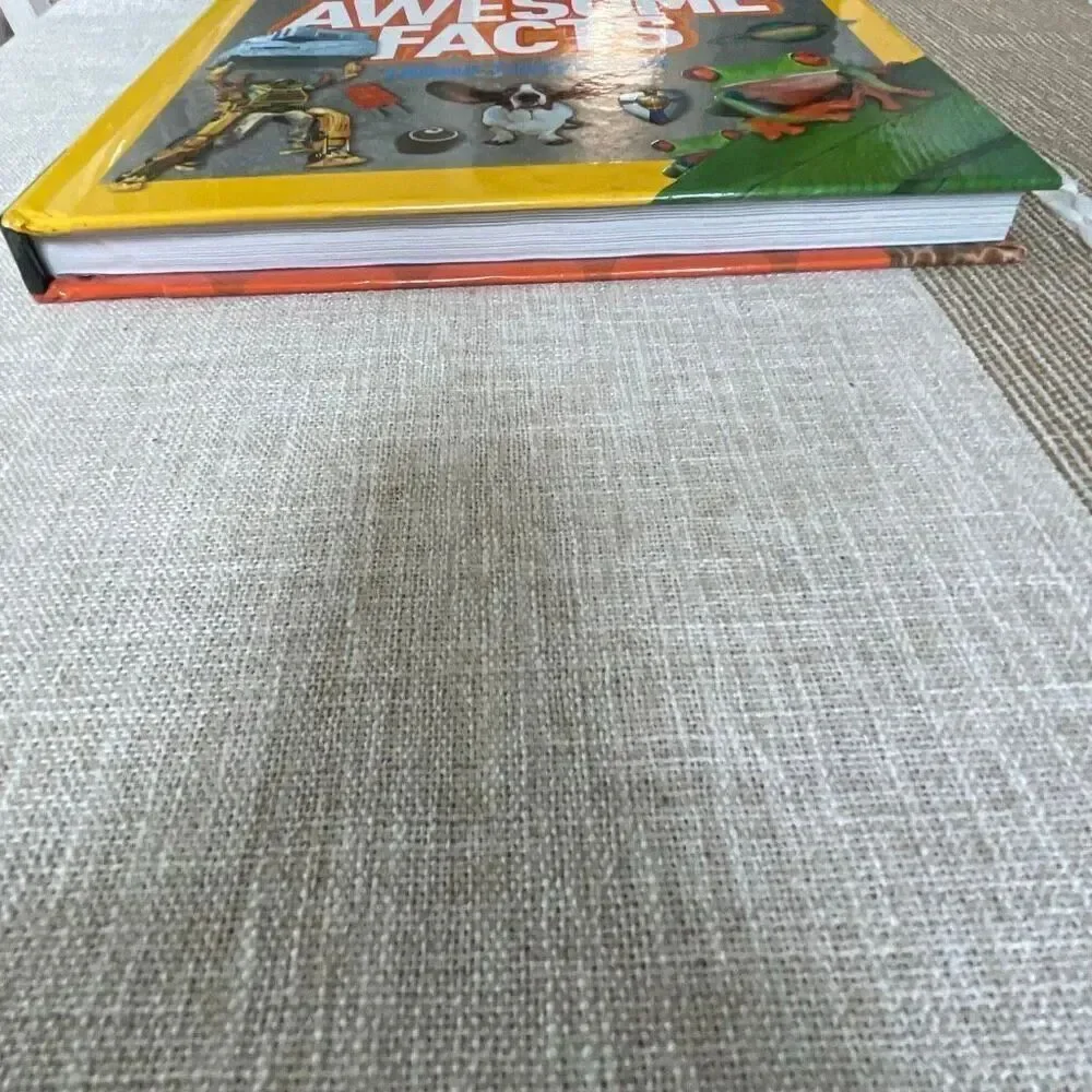 National Geographic Kids 5,000 AWESOME FACTS hard cover